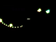 淫女看片不过瘾,爬窗被射 肌肤吹弹可破，十分诱人