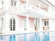 充分利用父母不在的学生玩弄菊花后入打桩