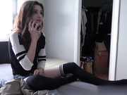 继姐想要大兄弟的粗鸡巴深入她紧致的阴部