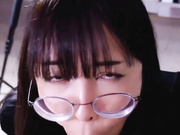 撸射肉棒 淫荡反差小姐姐摸逼撸管有一手