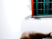 漂亮短發萌妹子樓道裏現場直播雙人啪啪大秀 樓梯上後入抽插爽的浪叫連連 場面淫蕩刺激