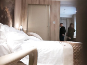 嫖妓達人《全國探花》鐵牛哥星級酒店直播嫖妓良家兼職美少婦 吹簫胸推漫遊配合各種體位 完事後嘮嗑探討人生 貌似還是個老師啊 國語高清