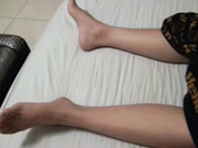 精品推薦 吊帶黑絲寂寞美少婦KTV包房灌醉帶入酒店脫光任意玩弄 掰開茂密黑森林無套抽插內射中出 720P高清無水印