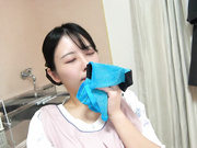 [HEZ-795] 勝負パンツを落としちゃった！上層階に住む男の過激なパンツを拾った人妻たちが発情し... - 1of5