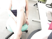 [MIAB-502] 僕の性癖に刺さる美脚女上司のノーパン直穿きパンスト挑発に負け上から目線で痴女られ20発射精し絶賛ドはまり中 大槻ひびき 【破解】 - 1of5