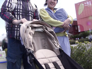 [SDMM-204] たった1枚のミラーを挟んで味わう究極の背徳感 優しい子持ちのママにこっそりデカチンを見せつけて - 2of5