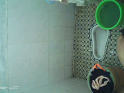 出租房卫生间热水器安装针孔摄像头偷拍妹子洗澡 洗之前先撒泡尿尿完之后在抖一抖屁股1080P超清