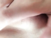 大胸妹自慰抠逼，水声哗啦啦