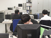 [PRED-772] 女上司のミスを全て肩代わりした部下の僕達とのいつでも、どこでも、肉便器契約。 【破解】 - 1of5