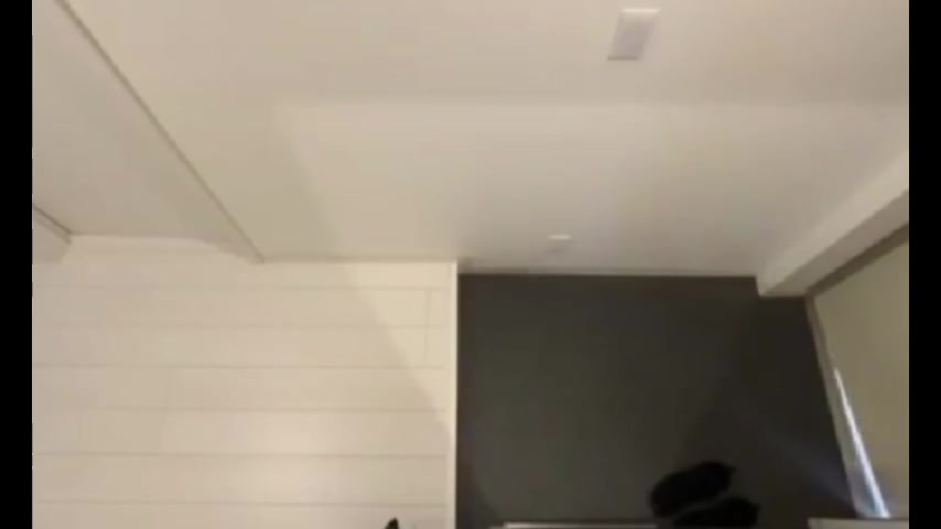 老公外出打工大清早人妻家中偷情骚逼痒想要了撅着大白屁屁被无套输出