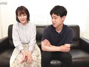 [破解]HAWA-286  寝取らせ検証『夫婦のセックスを記念に残すはずが代役との疑似SEXに…』プライベートAV制作で他人棒をオマ○コに擦られ続けた妻はその後浮気してしまうのか？vol.9 - 3of5