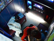 黑客破解KTV包房监控偷拍❤️红衣妹子刚进来不久就迫不及待脱下帅哥的裤子吃硬鸡巴一边唱歌一边操她