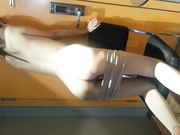 不知名小野模酒店大尺度私拍逼逼还挺嫩的摸几下就出水1080P高清无水