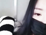 吐血推荐花大价钱搞来的无码录制女神兔兔KTV淫乱4P路途中车上被大叔抽水