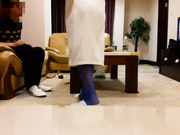 邀请网友大战95年南京郭琳美女,蓝色丝袜无套内射侧面拍摄108P高清无水印完整版