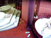 精品酒店偷拍苗条美女和男上司偷情搞了好久才勃起狠狠草