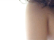 土豪时隔半年又一次约操某艺术院校97年水嫩漂亮的美女,技术提高了吃鸡鸡后主动坐在上面摇摆,一线天蝴蝶穴!