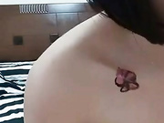 奶子很漂亮的短发气质美女主播剧情演绎勾引上门安装宽带的电信小哥SM啪啪