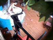 精品酒店偷拍文静漂亮的大学美女被很会玩的男友绑在炮架上玩后又在床上各种爆操,真能干连续搞了3次!