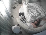 情趣圆床偷拍早上睡醒欲女主动趴在男伴身上上位话说这男的JJ小的可怜