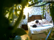 清新房假期出来约会大学生情侣开房造爱瘦弱小伙打炮不含糊把苗条娇小女友搞的欲仙欲死能抱起来干娇嫩尖叫声不断