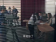 無限輪姦地獄中出 被干惨的美人