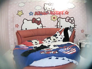 院校附近主题店年轻大学生情侣开房造爱四眼男艳福不浅长发漂亮女友钟爱他的肉棒摆弄舔硬起身啪啪啪大战