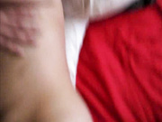 丰腴的美少妇经过调教之后叫来了兄弟一起分享，各种体位都来了一遍