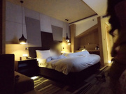 酒店爆操车展认识的172CM高挑性感豪乳黑丝美女模特,高潮大叫：好大,干我小骚B,快点,好厉害,好爽!