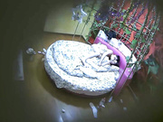 特色情趣酒店鸟笼花房偷拍年轻情侣女女上位还一边玩手机