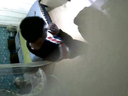 校旁主题店憋了好久的大学生情侣开房爱爱年轻人太激情了很生猛各种暴干美女上气不接下气淫叫都高潮了连干2炮