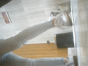 大胆坑神某商场女卫多角度TP妹子方便美女私处夹的紧紧成一条缝碰到一位骚妹子尿完不走蹲在那自慰