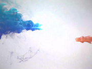 ※完全露出无修正 因美乳动摇的淫乱模特而受欢迎的女生