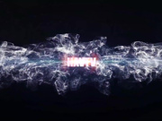 一个美丽的女人，在不担心别人的情况下勾引我！