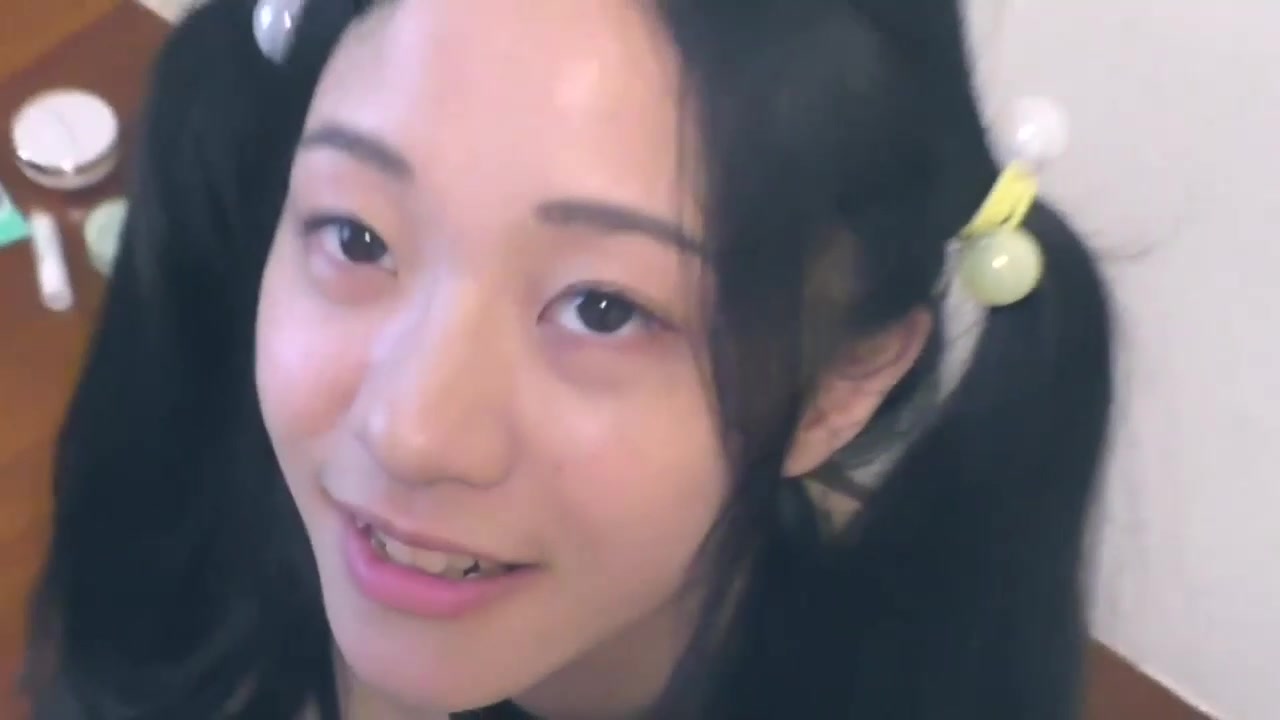 双马尾白虎学妹穿着性感情趣女仆装操深喉颜射01