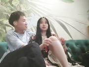 约极品萝莉裙小姐姐白嫩美乳翘屁股后入撞击