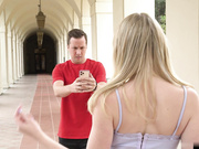 女孩看到奶头鸡巴硬邦邦忍不住抱住猛力抽