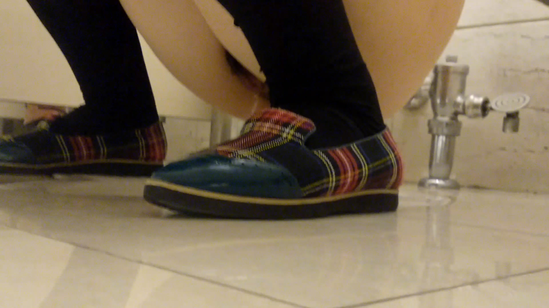 A哥原创万达wc偷拍集1