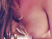 幻想女孩们在大鸡巴上努力拼搏