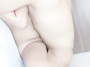 帅气小哥哥大战美少妇上来就是吃逼特写后入逼